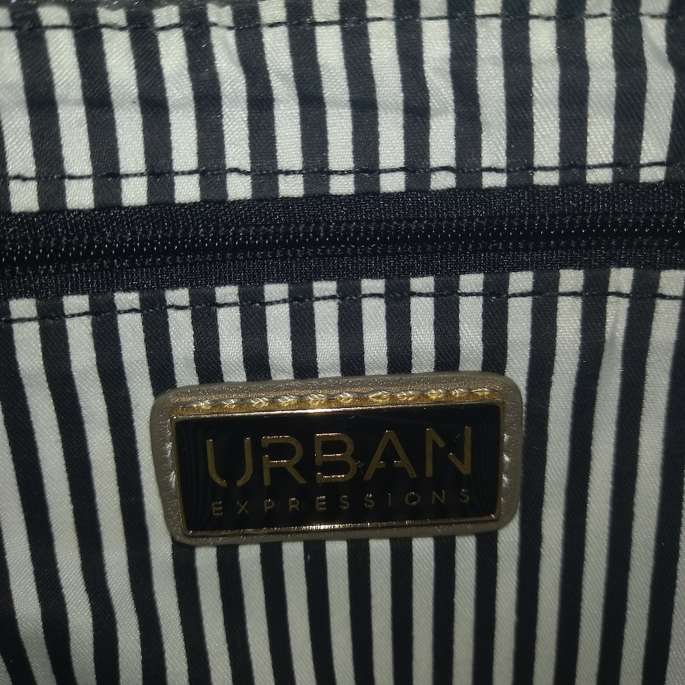 Urban Expressions Purse - Picture 6 of 6